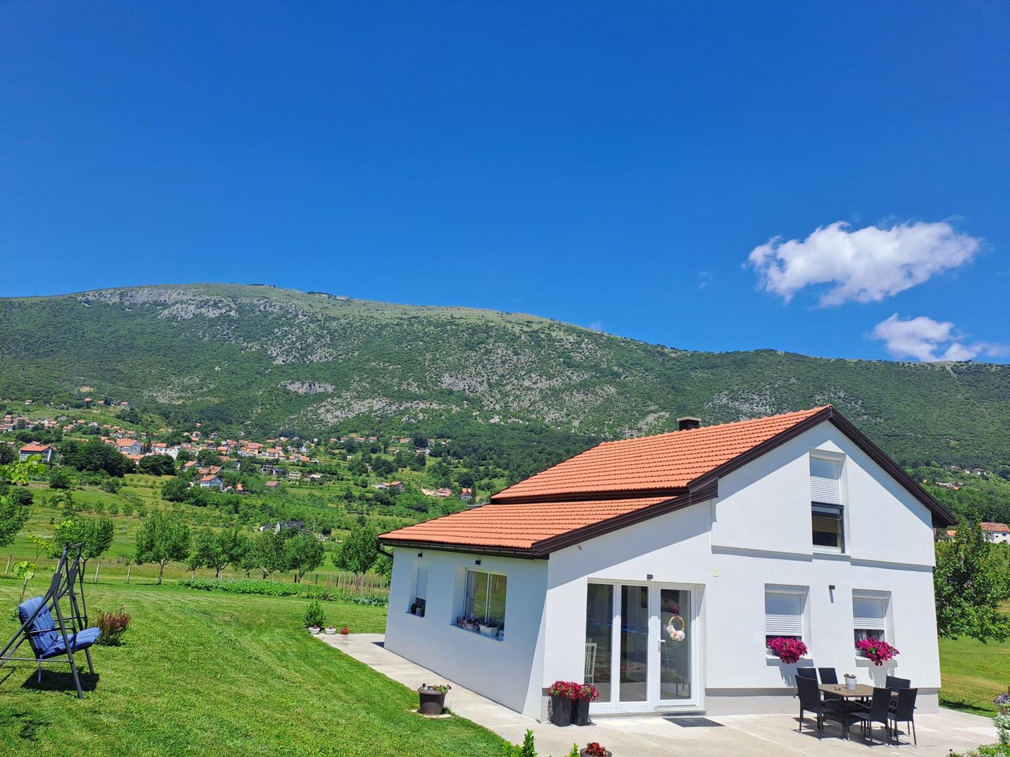 Vikendica Bruse Villa Jaklici Buitenkant foto